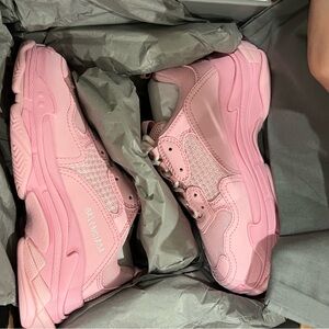 Balenciaga track sneaker new in box